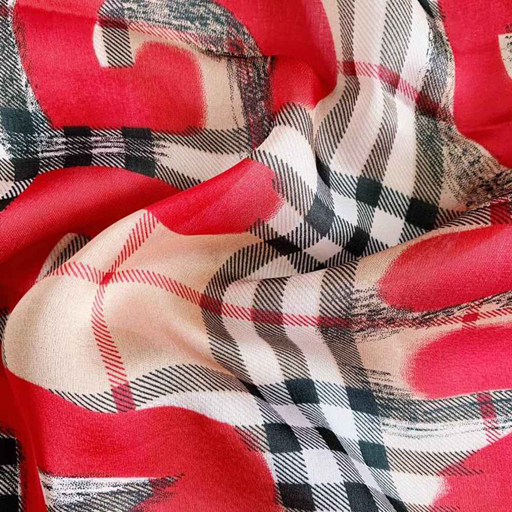 Bv*b*rry Scarf